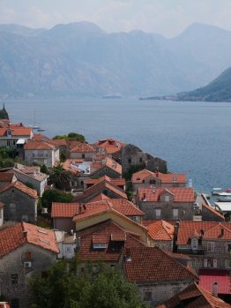 Фото Пераста с высоты колокольни Святого Николая