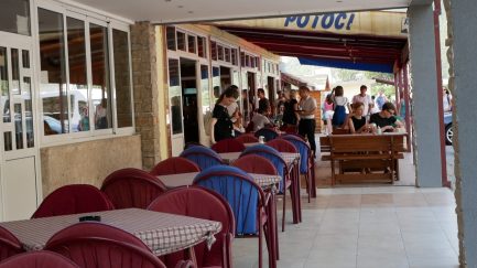 Ресторанчик Potoci в каньонах