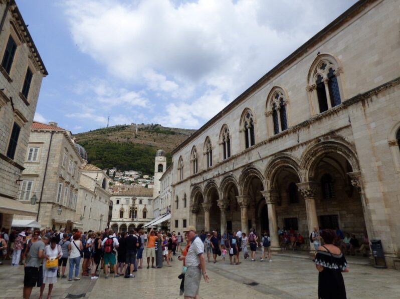 Княжеский дворец в Старом Дубровнике, экскурсия в Хорватию