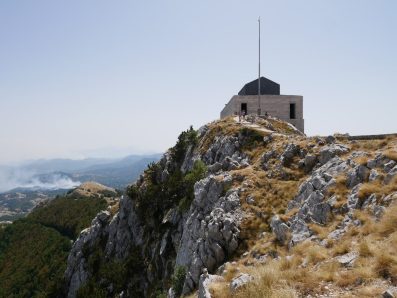 Мавзолей Петра Негоша в национальном парке Ловчен