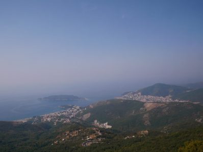 Панорама Будвы с вехней дороги