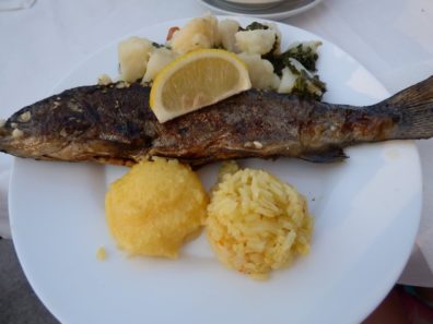 Рыбный обед в Вирпазаре