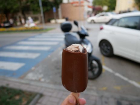 Турецкое мороженое Magnum в Черногории