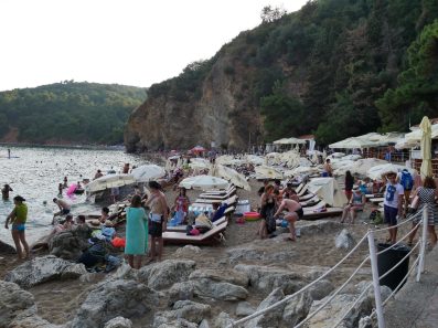 Вход на Могрен I, пляжи Черногории
